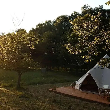 Ferienhaus Incredible Safari-Style Retreat For Unique Czech Republic Holidays