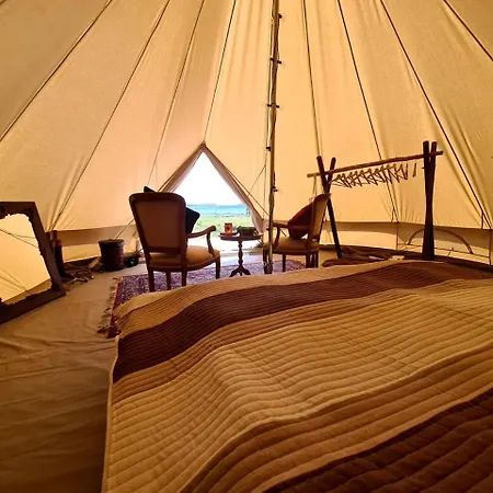 Incredible Safari-Style Retreat For Unique Czech Republic Holidays Ferienhaus Nymburk